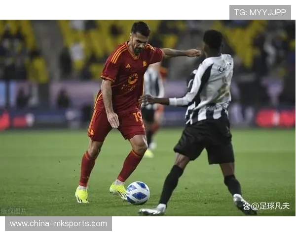 乌迪内斯球员庆祝爆冷胜罗马，主帅战术克制显成效