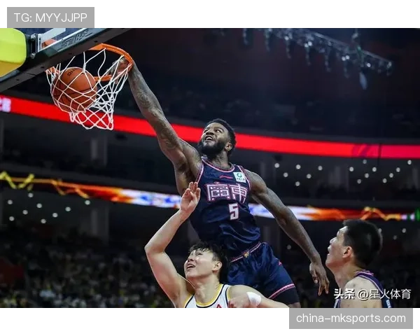 【2026年4月CBA联赛·赛中·分析技术分析：深圳队第二节通过前场篮板获得大量二次定位球机会